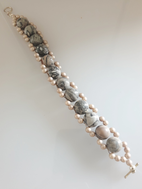 Grey Agate and Grey Shell PearlBracelet with T Bar Fastening